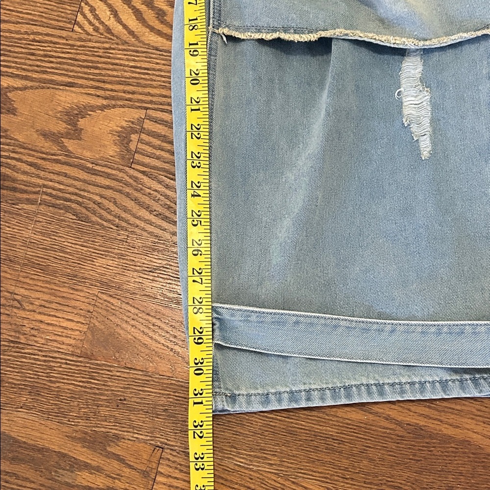 XTonz Jeans Men’s Size L Distressed Barrel Leg Denim Hipster Oversized NWT - Picture 6 of 12